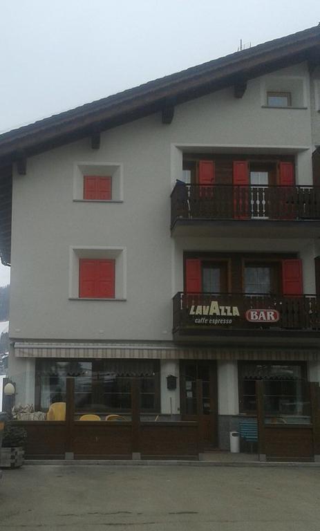 Appartamenti La Romantica Livigno Exterior foto